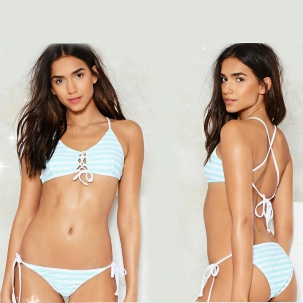 Nasty Gal ✦ Retro Stripe Bikini Set ✦ Scoop‑Neck Lace‑Up Top & Bottoms 8 NWT - Picture 4 of 5
